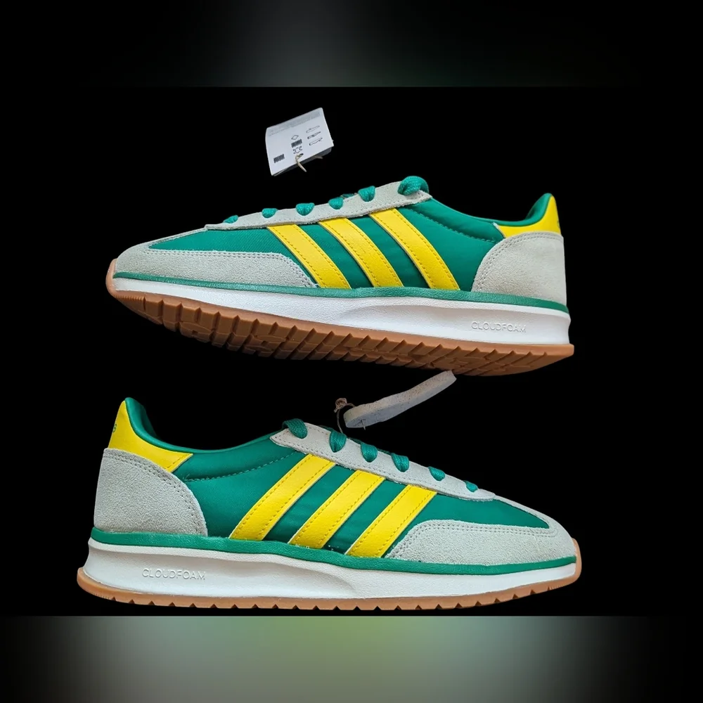 Adidas Run 70s 2.0 Lace Up Sneakers in 7.5 - Picture 3 of 9
